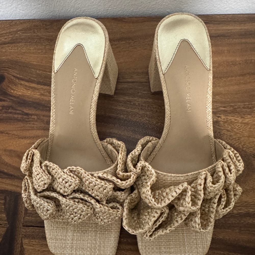 ANTONIO MELANI Beige Ruffle Block Heels